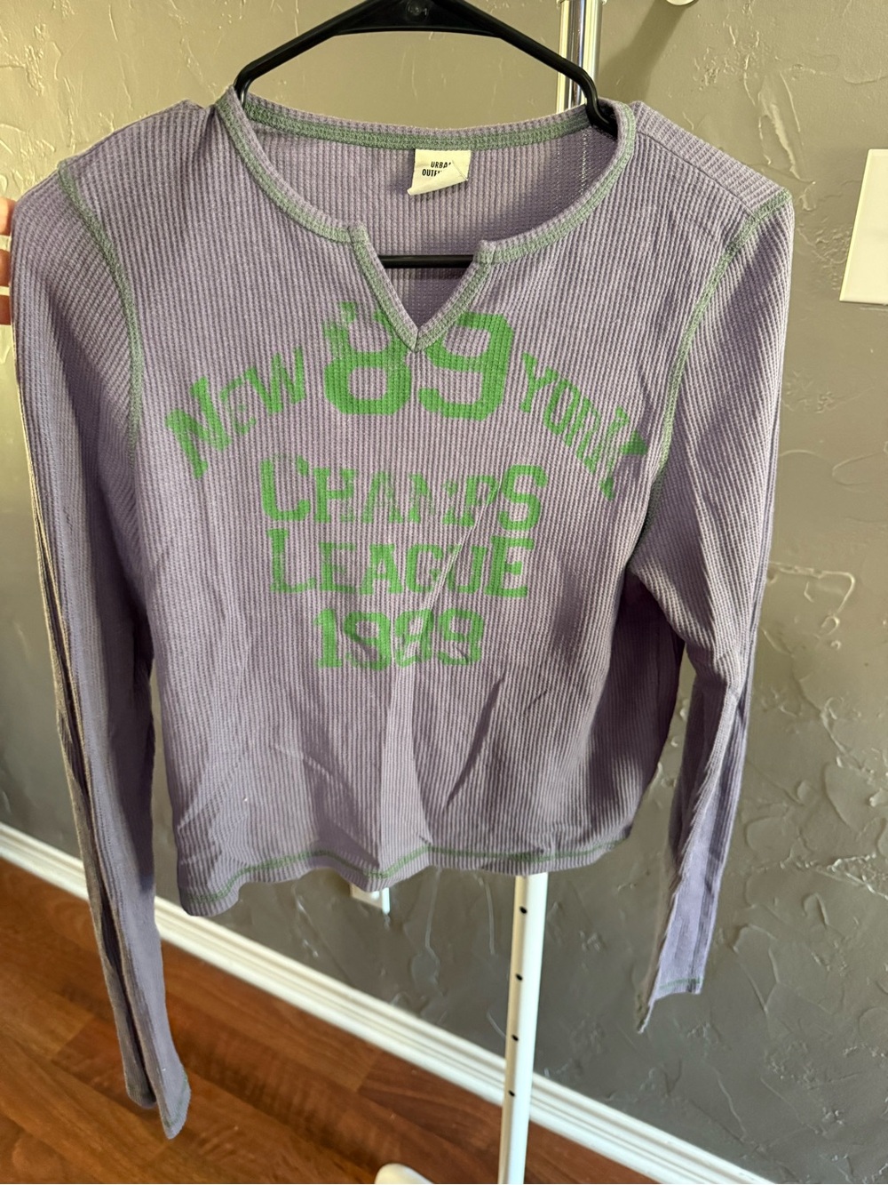 Urban Outfitters Lavender Long Sleeve Graphic Thermal Top with Green Print